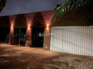 Casa · 235m² · 4 Quartos · 6 Vagas · Casa a venda no bairro Fazenda em Itajaí