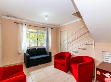 Casa de 4 quartos, Curitiba · Sobrado com ótima localização no Hauer