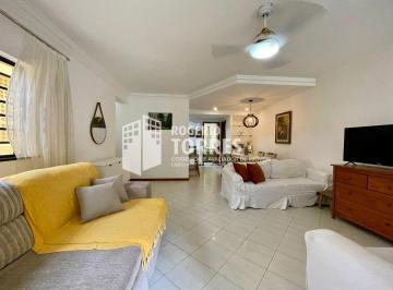 Casa de 6 quartos, Salvador · CASA TRIPLEX a venda de 6/4, 5 suítes e 03 garagens em ARMAÇÃO