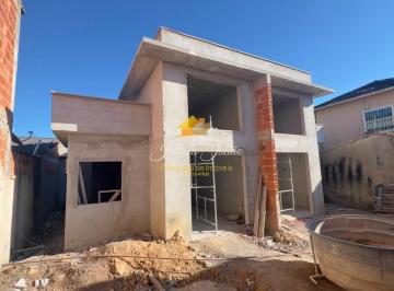 Foto 01 · CASA LINEAR, COM 2 QURTOS, À VENDA, NO CHÁCARA MARILÉA, RIO DAS OSTRAS, RJ
