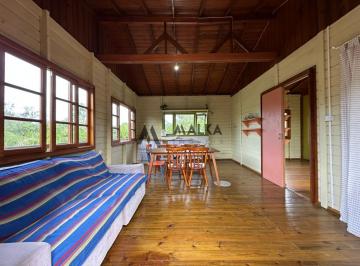 Foto 1 · Casa para aluguel - em Pântano do Sul
