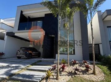 Casa à venda no Mosaico Essence 4 suítes, piscina · Casa à venda no Mosaico Essence 4 suítes, piscina e 262 m² de construção