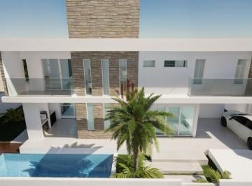 kcoqxq42ytrknte3nzk4otll_md · Casa de Alto Padrão com 4 Suítes, Piscina e 197 m².