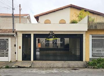 Casa · 236m² · 6 Quartos · 5 Vagas · Sobrado para venda em Vila Santo Antônio com 6 quartos, sendo 1 suíte, 236m²