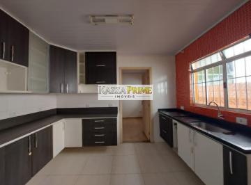Casa · 125m² · Casa térrea com 2 quartos, 2 banheiros e 1 suíte na região do campo grande