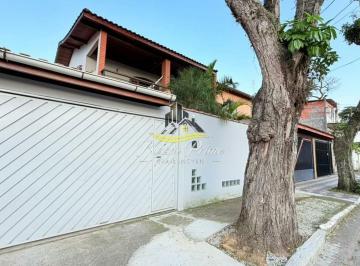 Casa · 257m² · 3 Quartos · 4 Vagas · Casa à venda na Cidade Dutra a venda com 257 m², 3 dormitórios, 1 suíte, 4 vagas de garagem