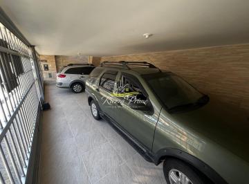 Casa · 200m² · 5 Quartos · 3 Vagas · Casa com 5 Quartos à venda, 200m² - Interlagos