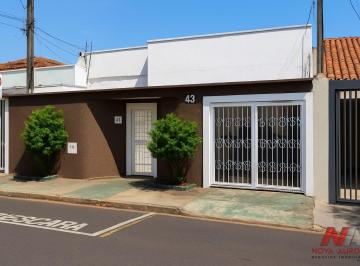 Casa · 278m² · 10 Quartos · 1 Vaga · Casa para venda em Vila Santa Cruz de 278.00m² com 10 Quartos e 1 Garagem