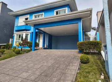 4440993_0.jpg · Casa em condomínio com 2 suítes.
