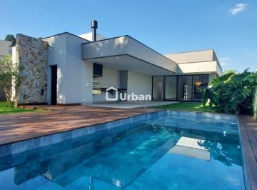 Casa · 333m² · 3 Quartos · 6 Vagas · Casa de Condomínio para venda e aluguel em Granja Viana de 332.60m² com 3 Quartos, 3 Suites e 6 Gara