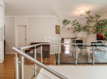 Casa · 372m² · 6 Quartos · 6 Vagas · Casa de Alto Padrão com 5 Suítes.