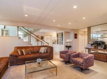 Casa · 372m² · 6 Quartos · 6 Vagas · Casa de Alto Padrão com 5 Suítes.