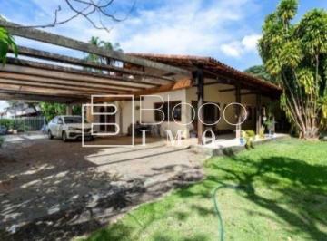 Casa · 379m² · 5 Quartos · 4 Vagas · CASA TÉRREA QI 29 LAGO SUL. PRA QUEM QUER SOSSEGO E PAZ.