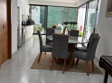 Casa · 328m² · 3 Quartos · Casa à venda - no Jardim Bolívia