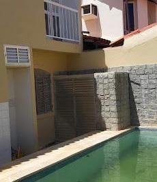 a2c7467550c5e5517555a6a5878658129440f690 · Excelente casa duplex em condomínio à venda – Iguabinha | Araruama/RJ