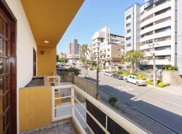 Casa · 219m² · 4 Quartos · 4 Vagas · Sobrado à venda no Bigorrilho ARYA1