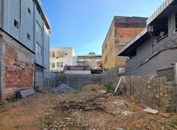 Terreno · 162m² · Terreno à Venda com 161,55 m² no Centro de Divinópolis MG.