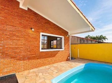 Casa · 187m² · 3 Quartos · 1 Vaga · Casa Térrea com Piscina e Área Gourmet à Venda em Cabreúva