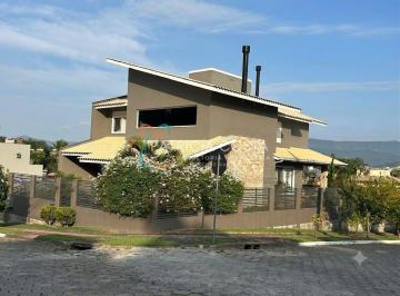 Casa · 220m² · 3 Quartos · 1 Vaga · Casa Alto Padrão à Venda – Jardim Panorâmico | Garopaba/SC