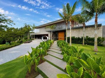 Casa · 2400m² · 5 Quartos · 5 Vagas · Fazenda da Grama - Casa de Alto Luxo na Fazenda da Grama