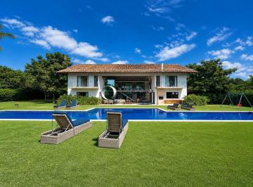 Casa · 550m² · 5 Quartos · 4 Vagas · Fazenda Boa Vista - Casa 5 Suítes à Venda na Fazenda Boa Vista