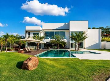 Casa · 815m² · 3 Quartos · 4 Vagas · Fazenda da Grama - Casa nova 3 suítes - 3.000 metros de terreno - Fazenda da Grama