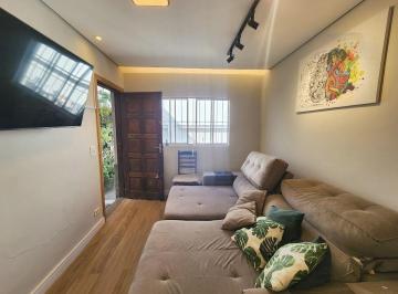 Casa · 80m² · 2 Quartos · 2 Vagas - Ana Baranow - CRECI 161.623 · Casa Térrea Oportunidade Reformada !!!