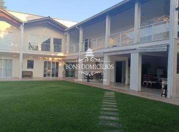 Foto 01 · Casa de Alto Padrão para Locação em Cotia-SP: 4 Quartos, 4 Suítes, 3 Salas, 6 Banheiros, 6 Vagas, 55