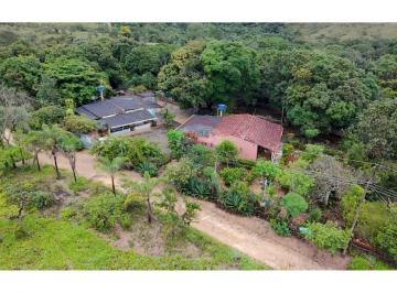 Rural · 400m² · 8 Quartos · 4 Vagas · Chácara à Venda em Cocalzinho de Goiás – Região do Girassol | 27.294 m² de Área Total