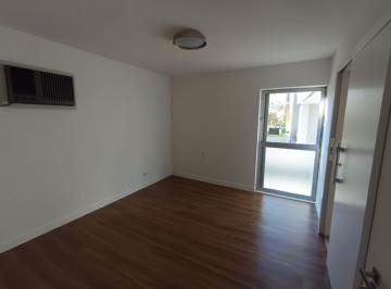 Apartamento · 110m² · 3 Quartos · 1 Vaga · APARTAMENTO COM 3 DORMITÓRIOS (2 SUÍTES), REFORMADO NA VILA ADYANA
