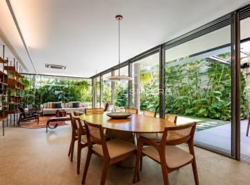 1 · Casa em condomínio com projeto contemporâneo e lazer completo