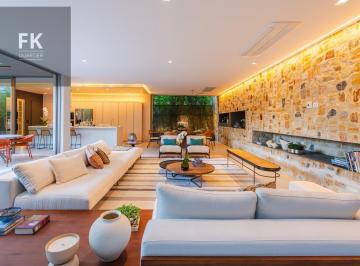 Casa · 456m² · 4 Quartos · 4 Vagas · Casa de Condomínio em Residencial Villa Solaia - Barueri