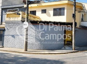Casa · 110m² · 2 Quartos · 2 Vagas · Casa reformada com 2 quartos e quintal à venda no Bairro Campestre em Santo André