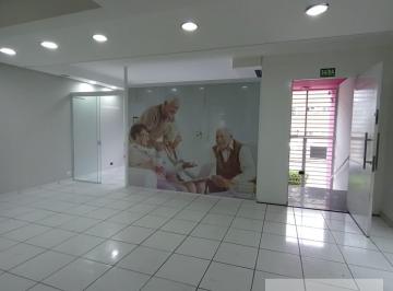 Comercial · 673m² · 2 Vagas · Alugue Casa Comercial Ampla em Vila Ipiranga - Mogi das Cruzes