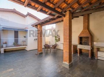 Casa · 133m² · 3 Quartos · 3 Vagas · RE/MAX Vende Casa 133m² R$695.990,00 - 3 Dormitórios, 1 suíte, 3 Vagas e Área Gourmet - Parque Prado