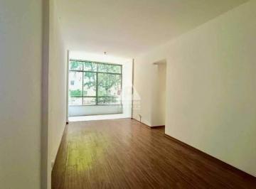 Apartamento · 90m² · 3 Quartos · 1 Vaga · Excelente 3 quartos, com área privativa e vaga na escritura, muito bem localizado no Arpoador