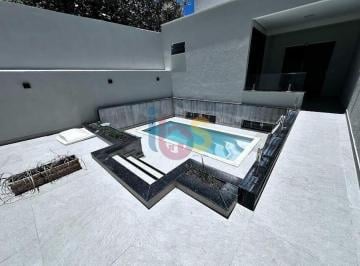 Casa · 177m² · 4 Quartos · Vendo Village na Zona Sul de Ilhéus