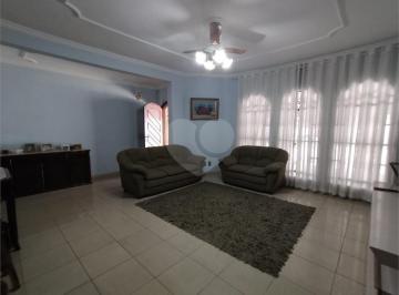 Casa · 218m² · 3 Quartos · 4 Vagas · Sobrado com 3 quartos à venda em Centro - SP