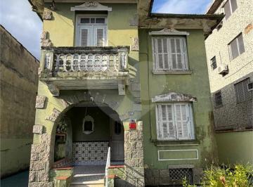 Casa · 495m² · 4 Quartos · 2 Vagas · Sobrado com 4 quartos à venda em Encruzilhada - SP