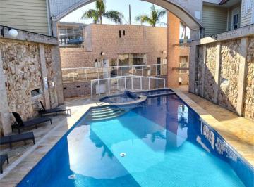 Casa · 117m² · 2 Quartos · 2 Vagas · Condomínio com 2 quartos à venda em Mirim - SP