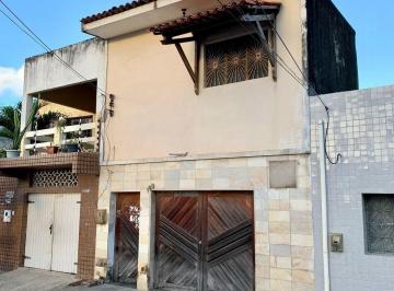 Casa · 171m² · 5 Quartos · 1 Vaga · Casa à venda no Prado, 5 quartos, 3 wc, 171m2