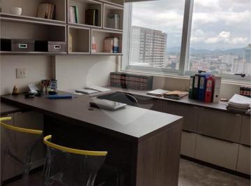 Comercial · 68m² · Salas à venda em Encruzilhada - SP