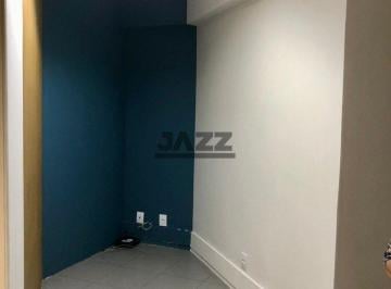 Comercial · 41m² · Sala Comercial à Venda no Edifício Metropolitan - Av. João Guilhermino, Centro