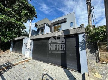 e0e990672f8266b30a90c6da914a917bd54c7958 · Casa com 4 dormitórios sendo 4 suites à venda, 180 m² por R$ 1.400.000 - Piratininga - Niterói/RJ