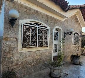 71f49d13b381c9436cc7a5b2c505ada4265e34aa · Casa com 7 dormitórios à venda, 235 m² por R$ 350.000,00 - XV de Novembro - Araruama/RJ