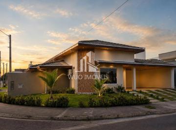 Casa · 398m² · 3 Quartos · 4 Vagas · Casa Térrea para Venda no Condomínio Bosque dos Manacás, Jardim Jacinto - Jacareí/SP
