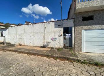 Casa · 250m² · 2 Quartos · 2 Vagas · Casa - Padrão