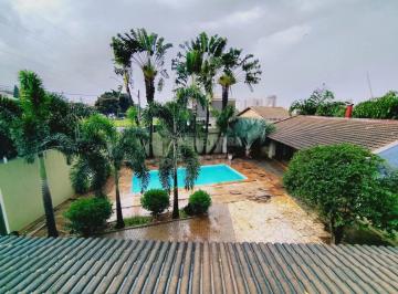 Casa · 388m² · 4 Quartos · 2 Vagas · Casa Próxima ao Supermercado Pão de Açúcar da Av. Bady Bassitt.