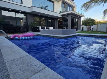 Casa · 330m² · 4 Quartos · 6 Vagas · Condomínio Bella Cittá no Jardim Rodeio em Mogi das Cruzes