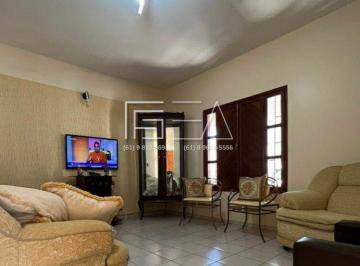 Casa · 200m² · 3 Quartos · 1 Vaga · Casa em Centro, Formosa/GO